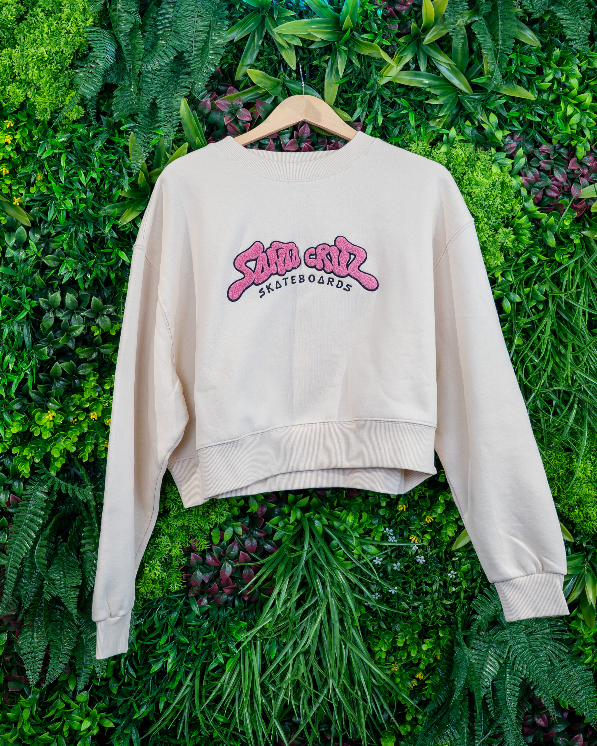 SWEAT WINKOWSKI 8BALLER STRIP CREW CHALK SANTA CRUZ