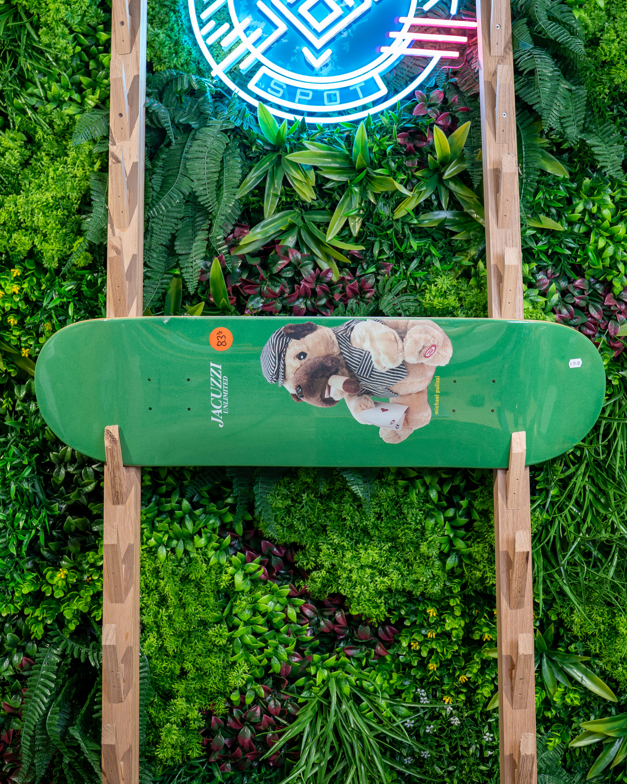 JACUZZI DECK PULIZZI KNOW HOLD EM EX7 8.375 X 32.1 WB 14.25