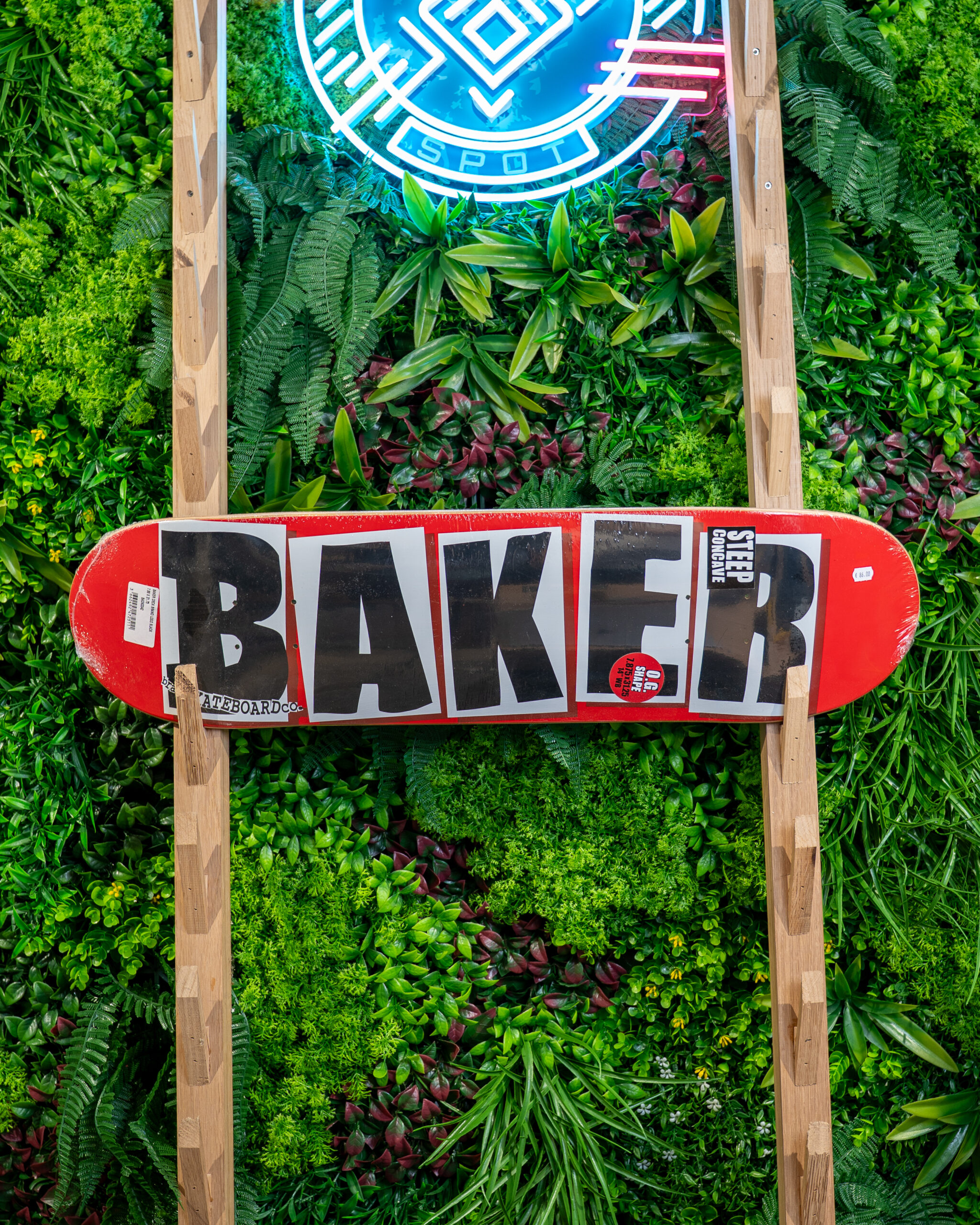BAKER DECK BRAND LOGO BLACK 7.88 X 31.75